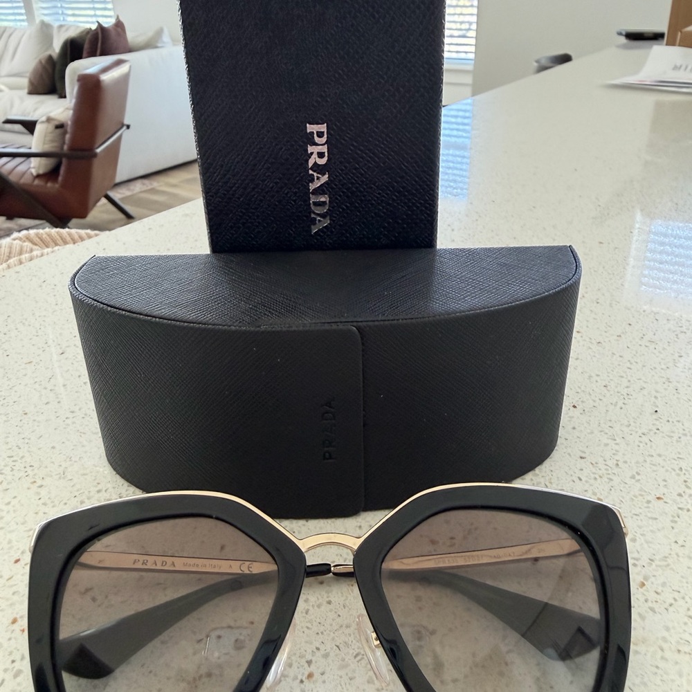 Black PRADA Cinema Sunglasses SPR 53S - Picture 2 of 8